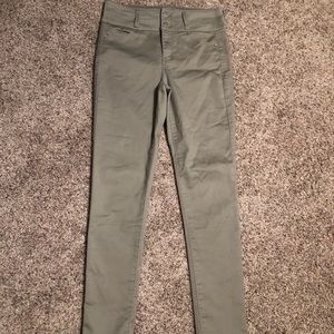 Green stretchy pants